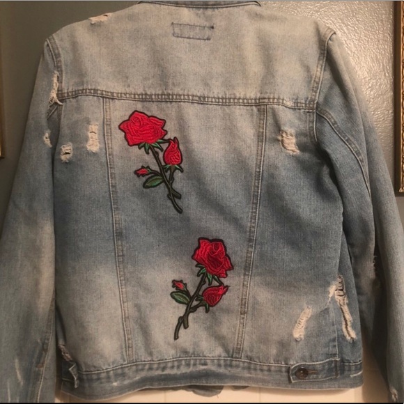 MEDIUM WASH OVERSIZED JEAN JACKET - Picture 4 of 4